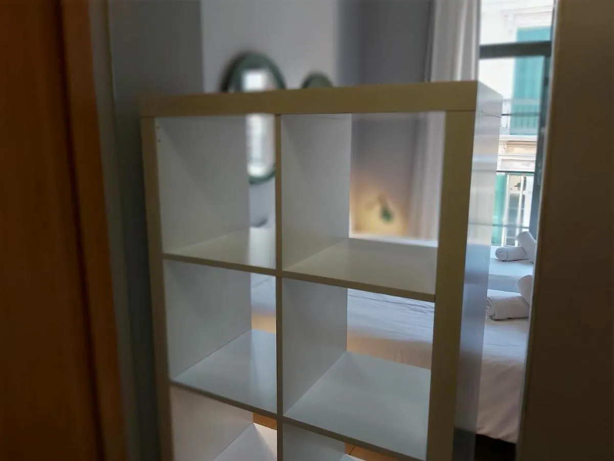 Del Parque Flats Central Malaga Apartment